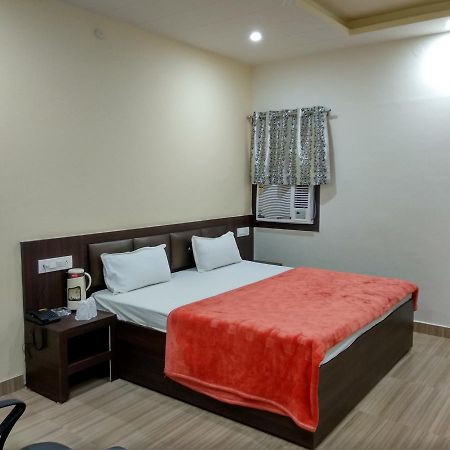 Oyo 60976 Hotel Shree Ji Morena Exterior photo